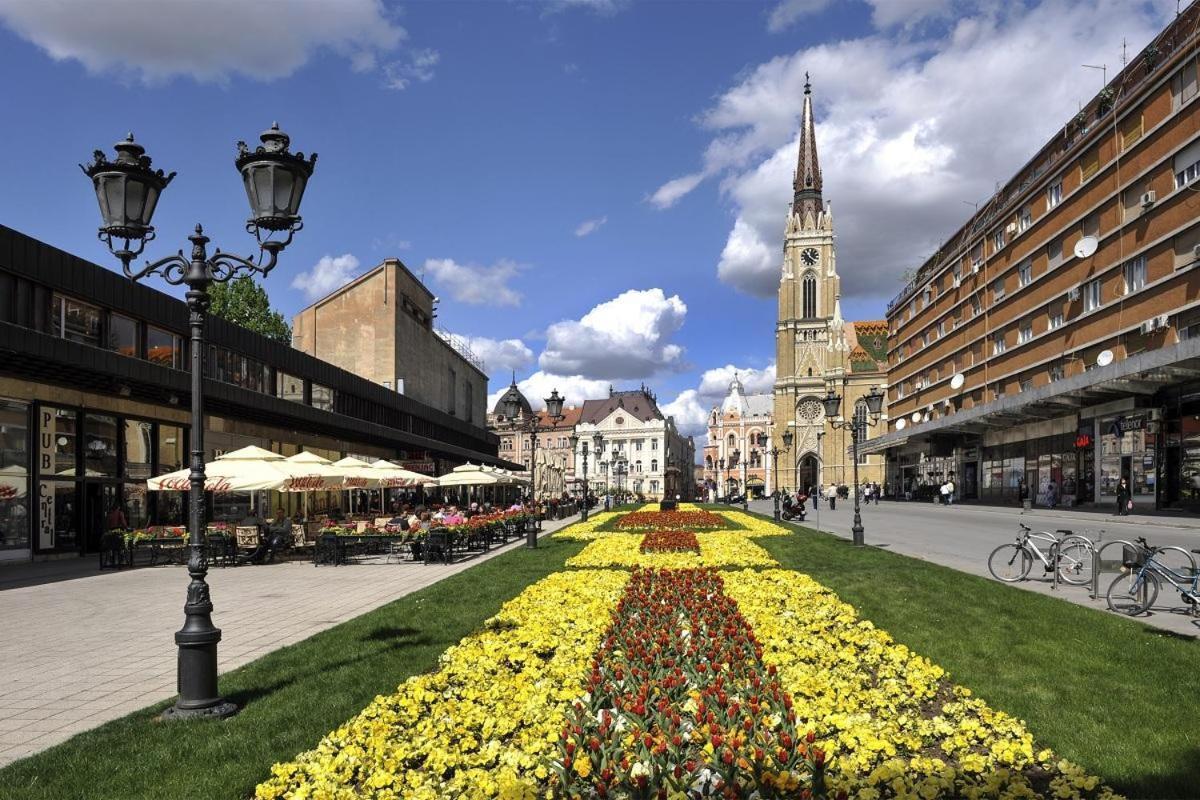 Oaza Centar Lägenhet Novi Sad Exteriör bild
